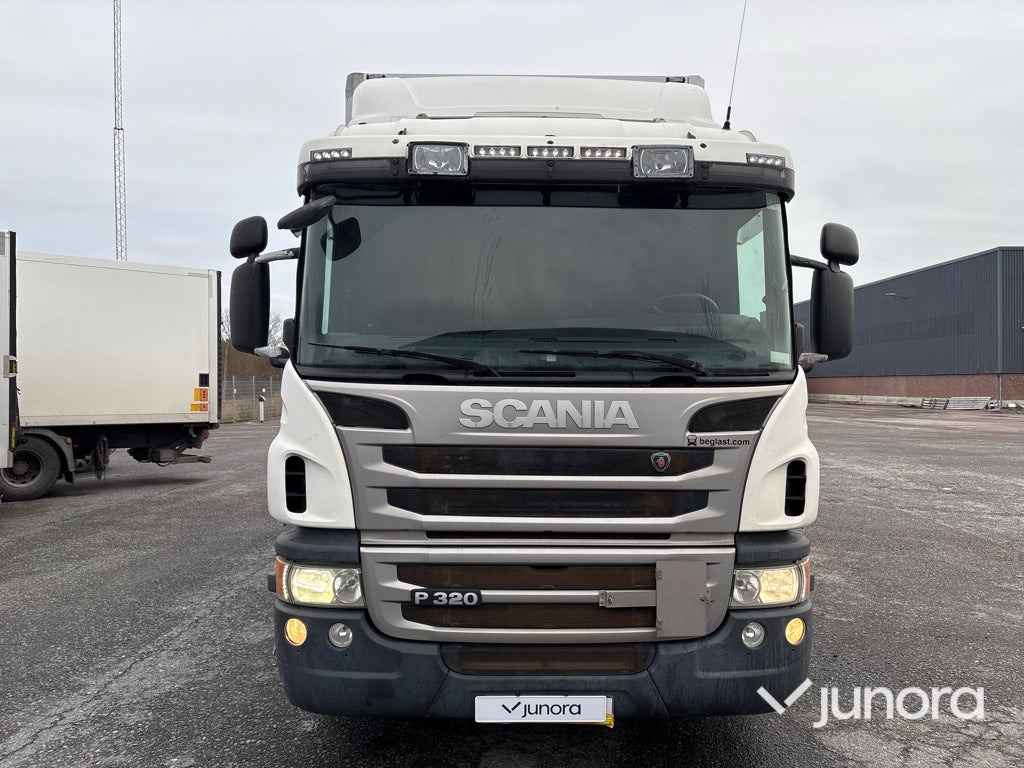 Lastbil - Scania P320 4X2 - Грузовик с закрытым кузовом: фото 2 Lastbil - Scania P320 4X2 - Грузовик с закрытым кузовом: фото 2