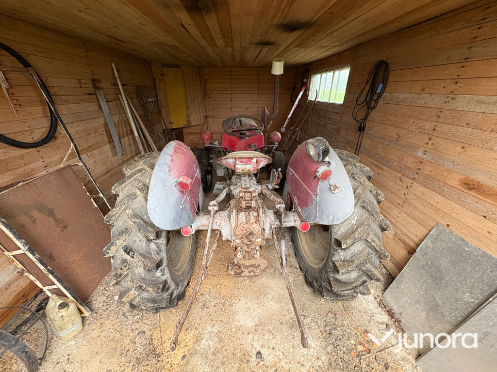 Massey Ferguson FE-35 - Трактор: фото 5 Massey Ferguson FE-35 - Трактор: фото 5