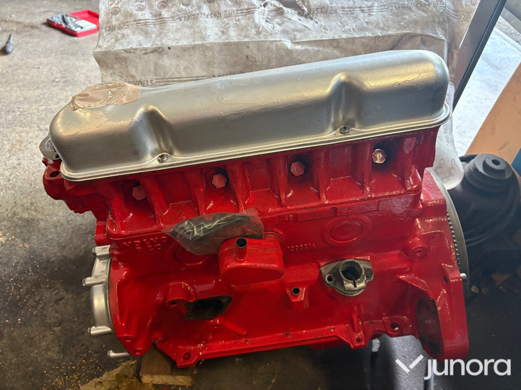 Двигатель Volvo Penta (B20) AQ 130 Båtmotor: фото 1