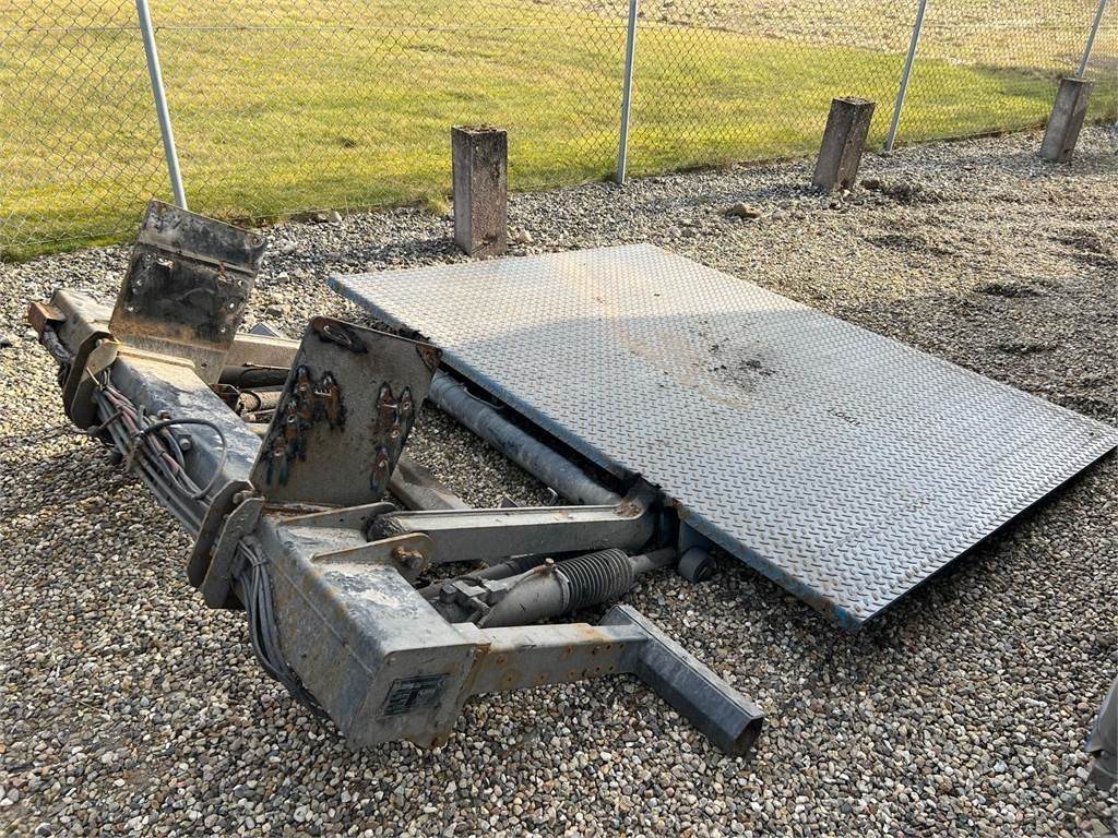 7,5 mtr alu fragtlad - Zepro Z2500-150 MA lift - Сменный кузов - фургон: фото 3 7,5 mtr alu fragtlad - Zepro Z2500-150 MA lift - Сменный кузов - фургон: фото 3