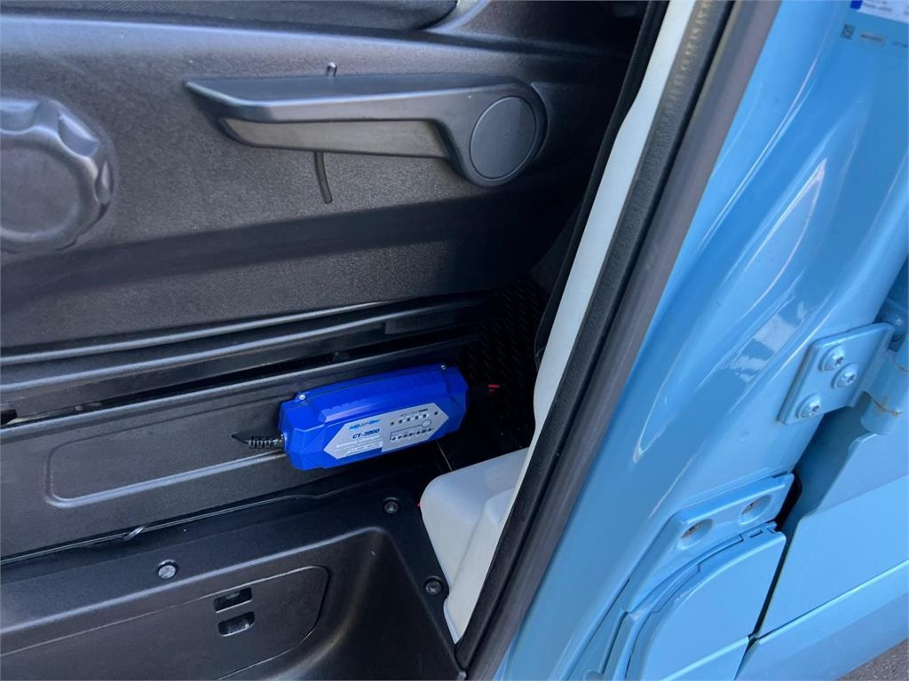 Грузовик с закрытым кузовом Iveco Daily 70C18 - dobbelt cab: фото 11 Грузовик с закрытым кузовом Iveco Daily 70C18 - dobbelt cab: фото 11