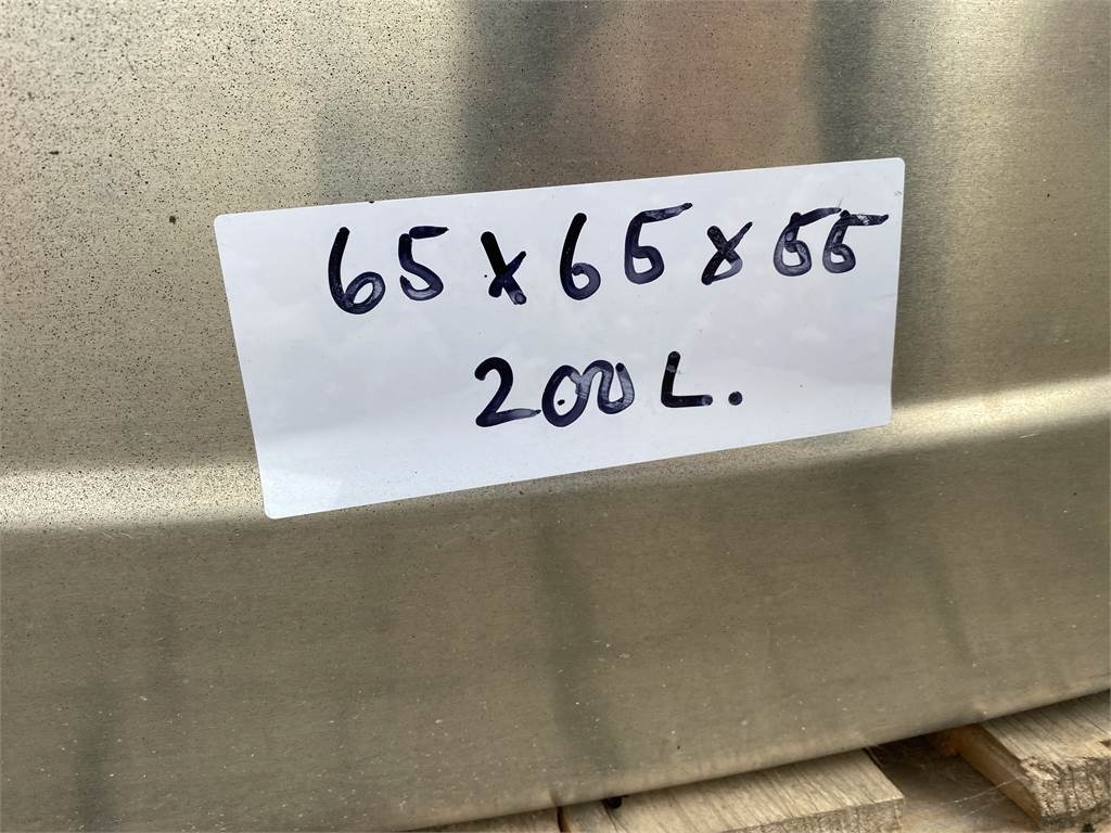 Volvo 200 ltr Dieseltank - Топливный бак для Грузовиков: фото 5 Volvo 200 ltr Dieseltank - Топливный бак для Грузовиков: фото 5