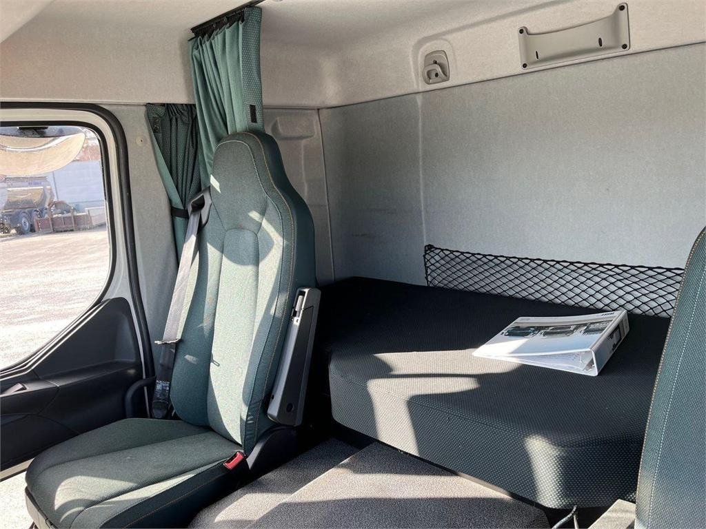Volvo FE 280 Dobbelt compartment - Рефрижератор: фото 3 Volvo FE 280 Dobbelt compartment - Рефрижератор: фото 3