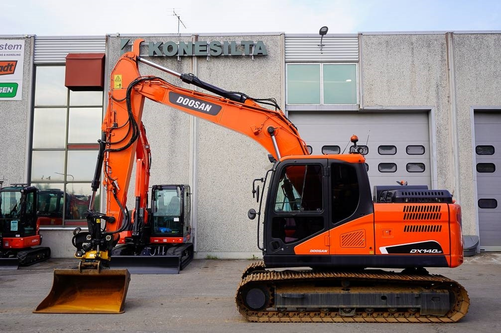 Doosan DX140LC-5 ENGCON - Гусеничный экскаватор: фото 1 Doosan DX140LC-5 ENGCON - Гусеничный экскаватор: фото 1