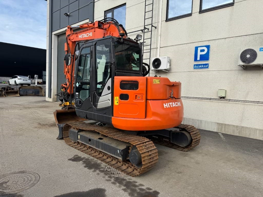 Hitachi ZX 85 US-5 Pyörittäjä, 3-Kauhaa - Мини-экскаватор: фото 3 Hitachi ZX 85 US-5 Pyörittäjä, 3-Kauhaa - Мини-экскаватор: фото 3