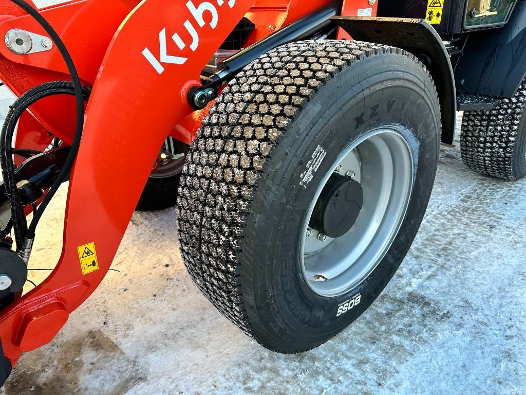 Новый Колёсный погрузчик Kubota R090 Auravarustuksella uusi: фото 9