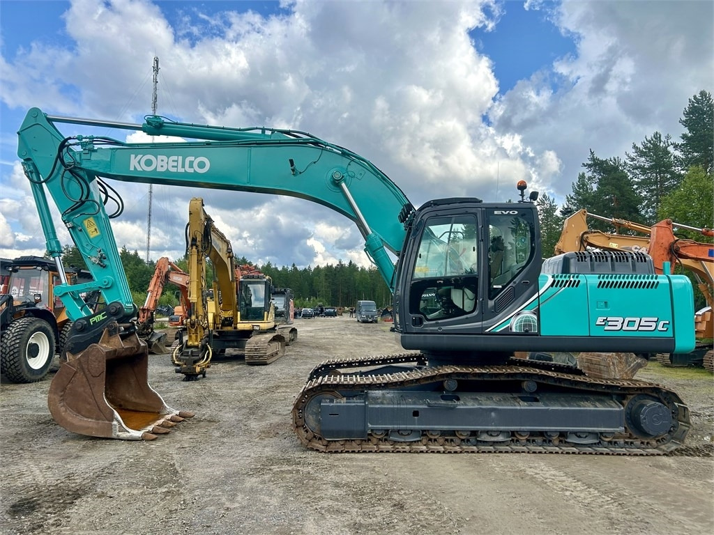 New Holland Kobelco E305C EVO  - Гусеничный экскаватор: фото 1 New Holland Kobelco E305C EVO  - Гусеничный экскаватор: фото 1