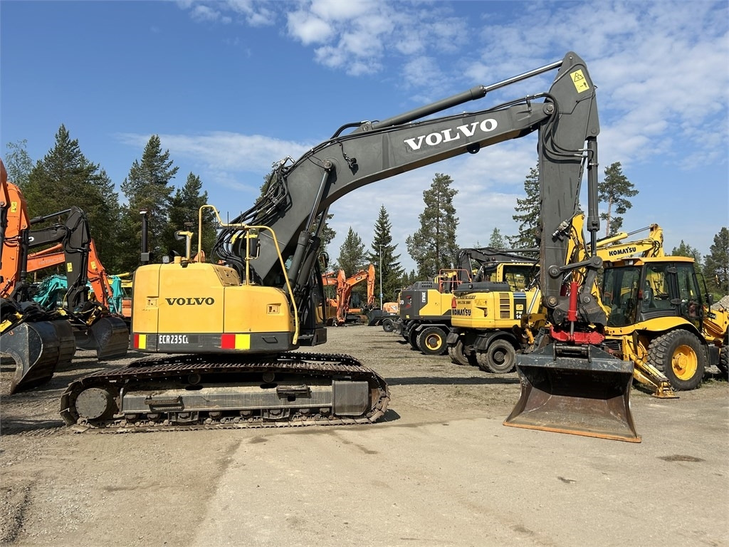 Volvo ECR235CL PYÖRITTÄJÄ, 3D-LAITTEET - Гусеничный экскаватор: фото 4 Volvo ECR235CL PYÖRITTÄJÄ, 3D-LAITTEET - Гусеничный экскаватор: фото 4