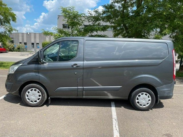 Ford Transit Custom 2.2TDCI. Klima. Navi. Kamera. CC. - Легковой фургон: фото 2 Ford Transit Custom 2.2TDCI. Klima. Navi. Kamera. CC. - Легковой фургон: фото 2