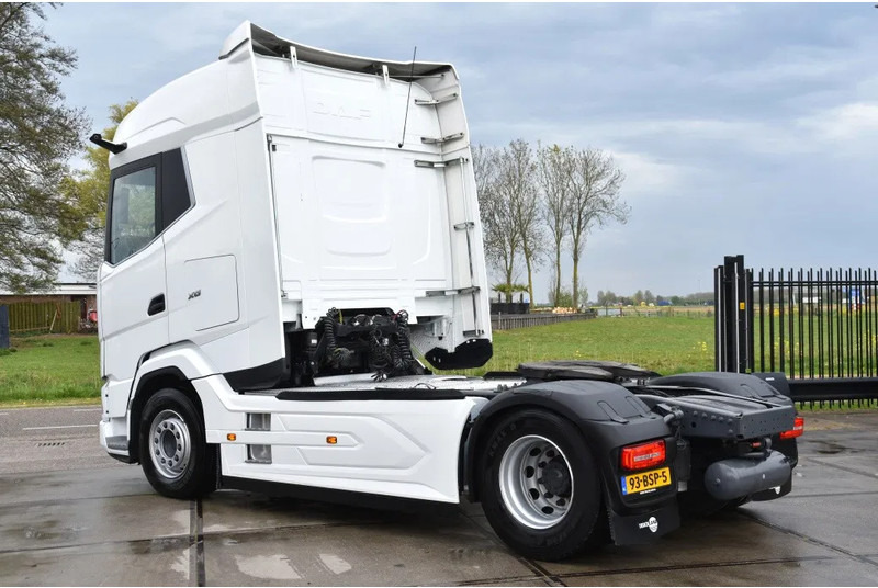 DAF XG 480 4x2 - 230 TKM - CAMERA SYSTEM - PARK. AIRCO - 2 x FUEL TANKS - APPLE CARPLAY/ANDROID - LED LIGHTS - TOP CONDITION - - Тягач: фото 3 DAF XG 480 4x2 - 230 TKM - CAMERA SYSTEM - PARK. AIRCO - 2 x FUEL TANKS - APPLE CARPLAY/ANDROID - LED LIGHTS - TOP CONDITION - - Тягач: фото 3