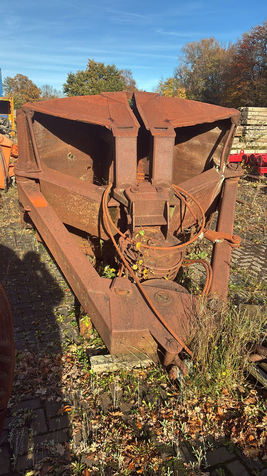 Liebherr Volvo Komatsu Volvo 460 Liebherr R944 R952 R974 KOMATSU PC1250 - Ковш для экскаватора для Гусеничных экскаваторов: фото 3 Liebherr Volvo Komatsu Volvo 460 Liebherr R944 R952 R974 KOMATSU PC1250 - Ковш для экскаватора для Гусеничных экскаваторов: фото 3