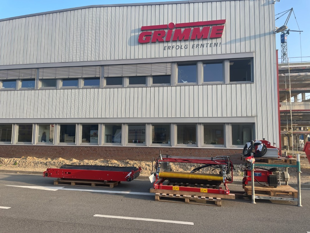 Grimme SG 160-14 - Комбайн: фото 1 Grimme SG 160-14 - Комбайн: фото 1