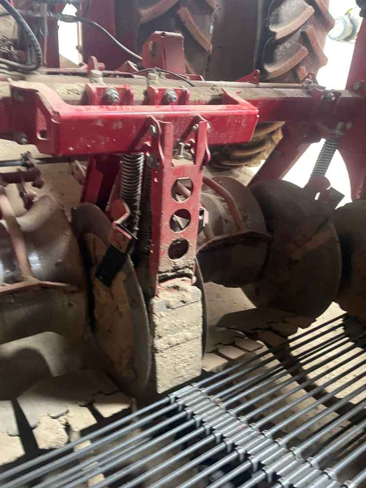 Grimme VARITRON 270 PLATINUM - Комбайн: фото 4 Grimme VARITRON 270 PLATINUM - Комбайн: фото 4