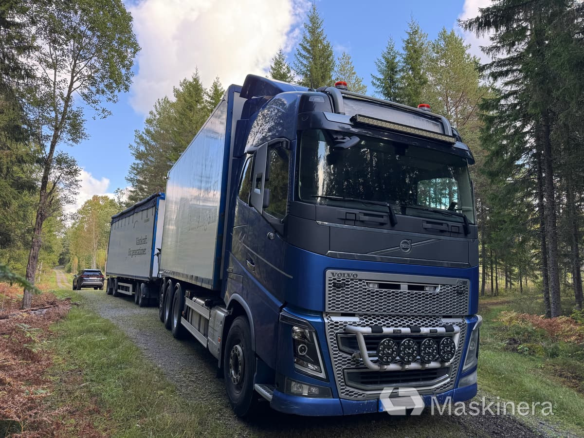 Flisbil Volvo FH16 8X4 med kran & sidtipp - Грузовик с закрытым кузовом, Автоманипулятор: фото 3 Flisbil Volvo FH16 8X4 med kran & sidtipp - Грузовик с закрытым кузовом, Автоманипулятор: фото 3