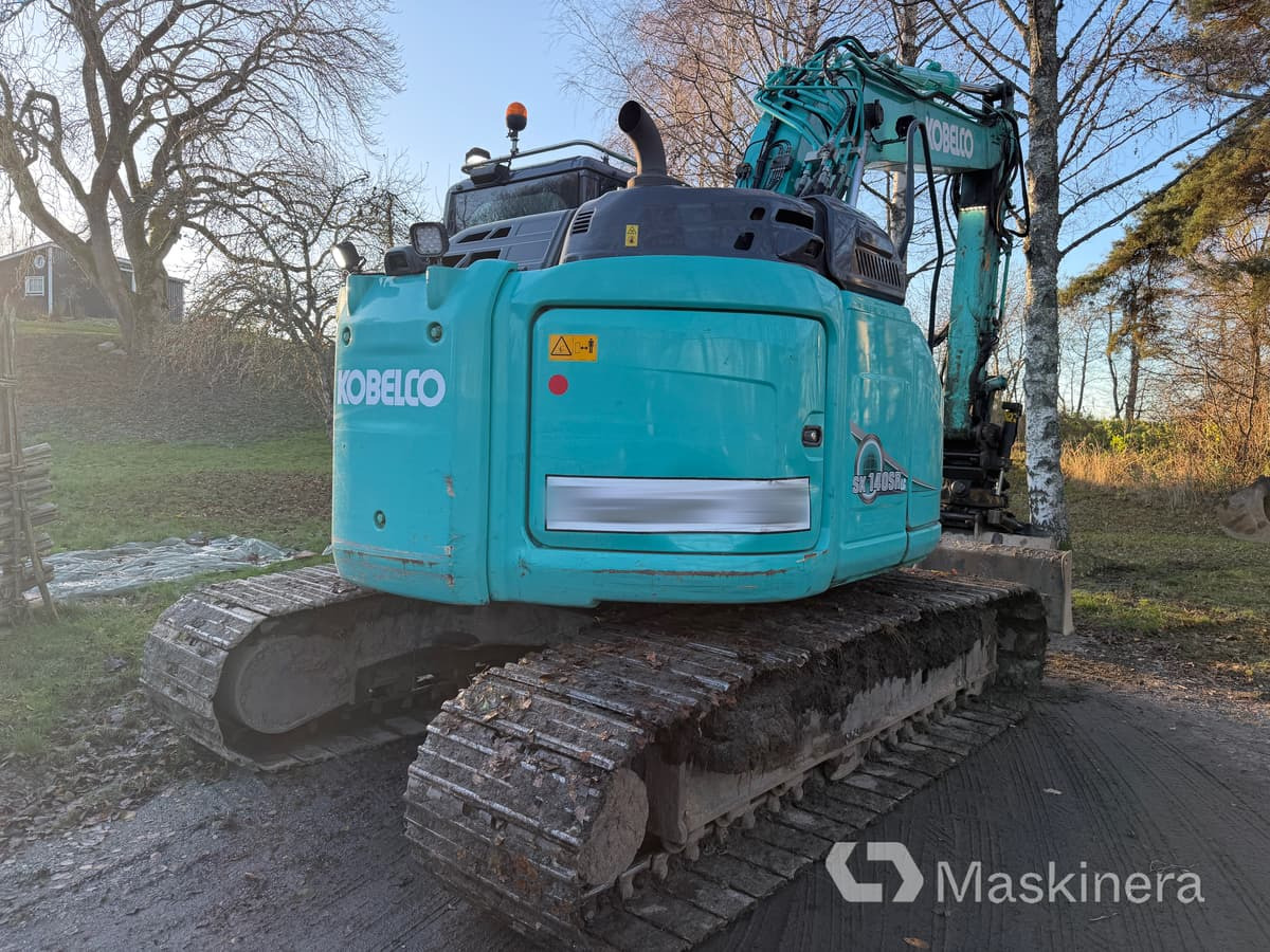 Grävmaskin Kobelco SK140SRLC-5 - Гусеничный экскаватор: фото 5 Grävmaskin Kobelco SK140SRLC-5 - Гусеничный экскаватор: фото 5