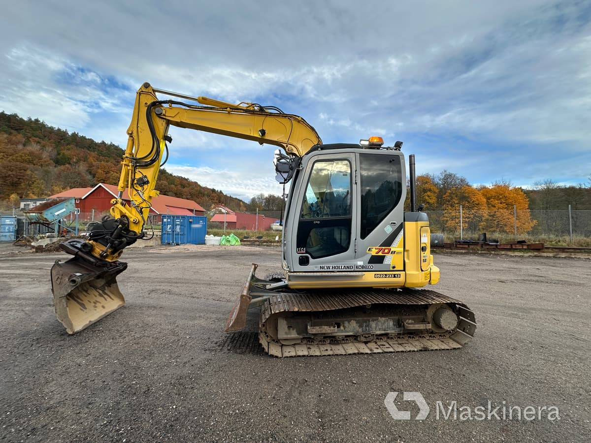Grävmaskin New Holland Kobelco E70BSR-2 - Гусеничный экскаватор: фото 5 Grävmaskin New Holland Kobelco E70BSR-2 - Гусеничный экскаватор: фото 5