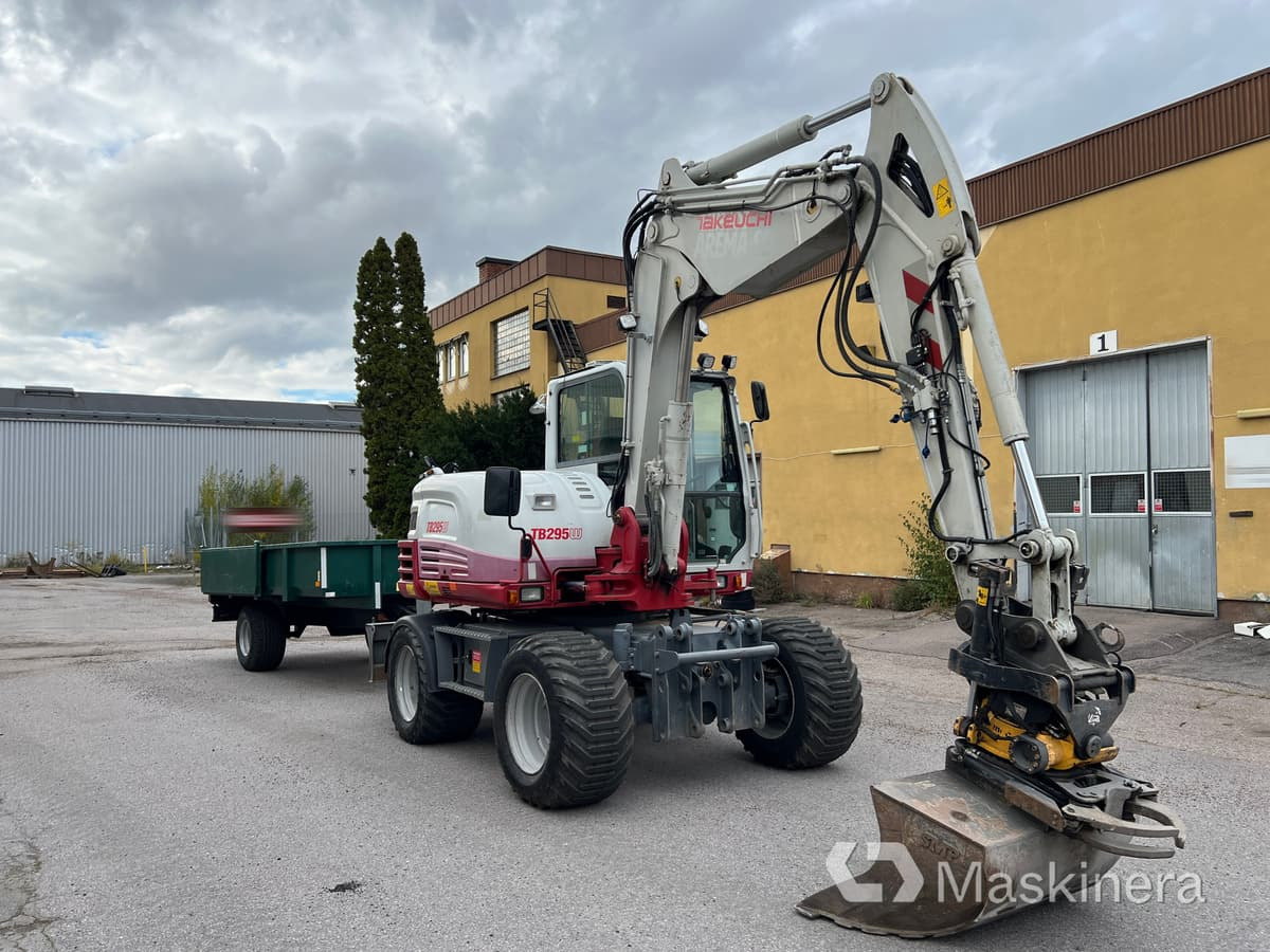 Hjulgrävare Takeuchi TB295W med vagn & redskap - Гусеничный экскаватор: фото 3 Hjulgrävare Takeuchi TB295W med vagn & redskap - Гусеничный экскаватор: фото 3
