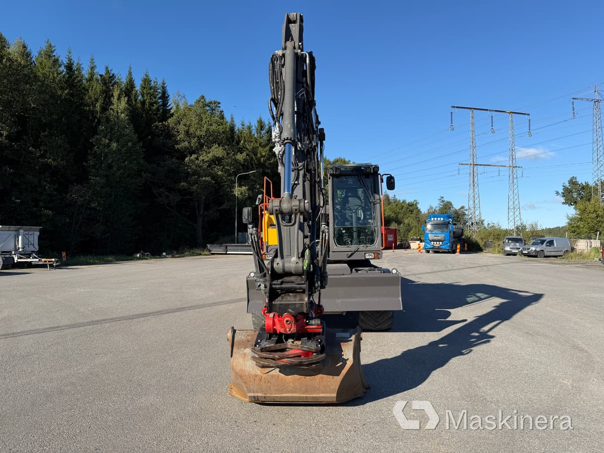 Hjulgrävare Volvo EW160E med tillbehör - Гусеничный экскаватор: фото 2 Hjulgrävare Volvo EW160E med tillbehör - Гусеничный экскаватор: фото 2