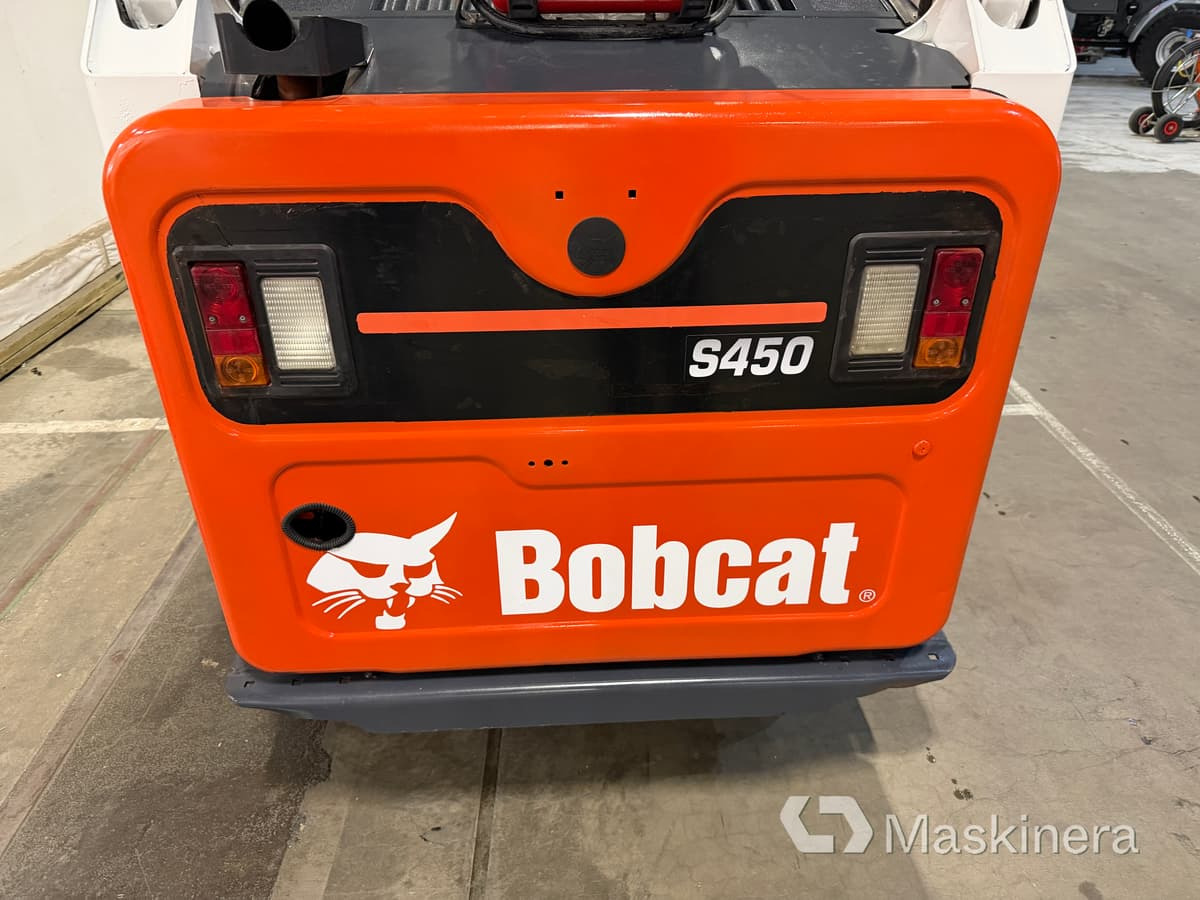 Мини-погрузчик с бортовым поворотом Kompaktlastare Bobcat S450: фото 20 Мини-погрузчик с бортовым поворотом Kompaktlastare Bobcat S450: фото 20