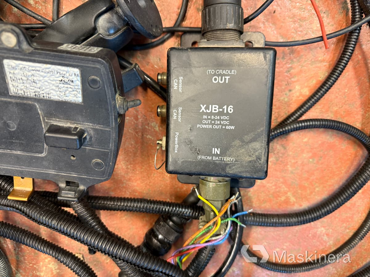 Maskinstyrning Leica Scanlaser XC14 - Сенсор для Строительной техники: фото 4 Maskinstyrning Leica Scanlaser XC14 - Сенсор для Строительной техники: фото 4