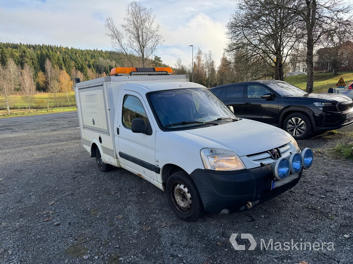 Skåpbil Peugeot Partner 1.6 HDI - Легковой фургон: фото 3 Skåpbil Peugeot Partner 1.6 HDI - Легковой фургон: фото 3