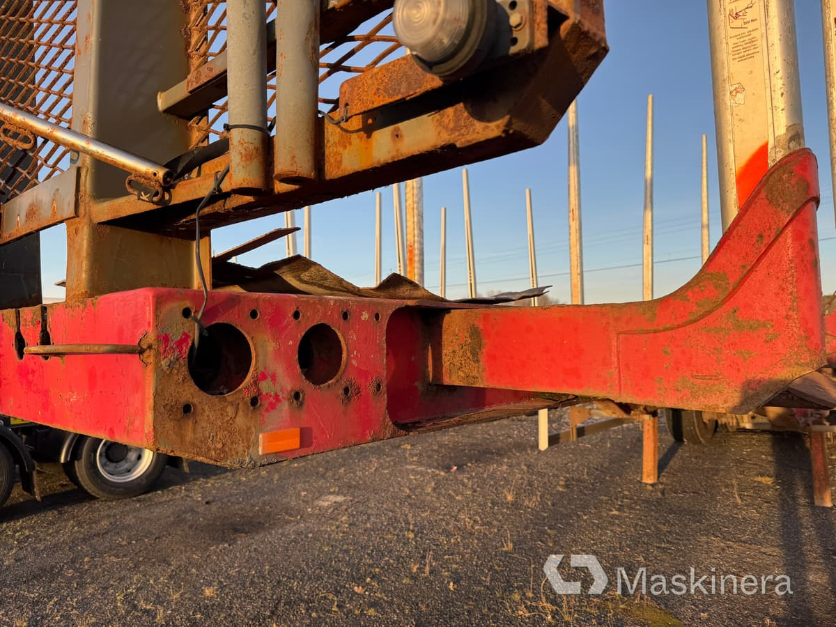 Полуприцеп лесовоз Timmerlink Parator CV 17-24 (Rep.objekt): фото 9 Полуприцеп лесовоз Timmerlink Parator CV 17-24 (Rep.objekt): фото 9