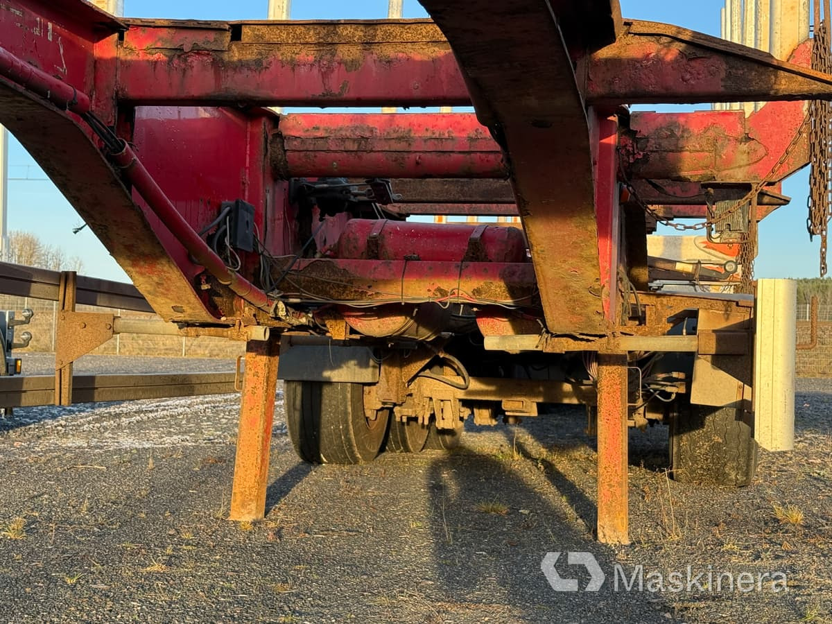 Полуприцеп лесовоз Timmerlink Parator CV 17-24 (Rep.objekt): фото 16 Полуприцеп лесовоз Timmerlink Parator CV 17-24 (Rep.objekt): фото 16