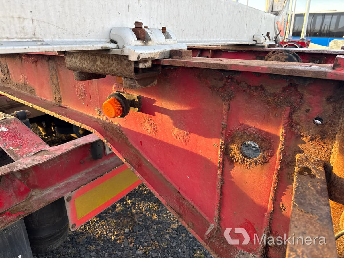 Полуприцеп лесовоз Timmerlink Parator CV 17-24 (Rep.objekt): фото 47 Полуприцеп лесовоз Timmerlink Parator CV 17-24 (Rep.objekt): фото 47