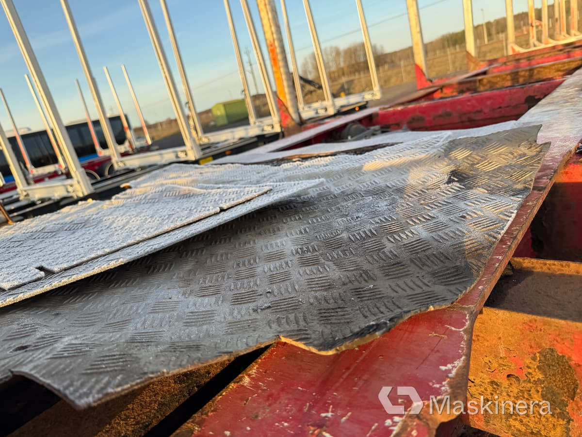 Полуприцеп лесовоз Timmerlink Parator CV 17-24 (Rep.objekt): фото 12 Полуприцеп лесовоз Timmerlink Parator CV 17-24 (Rep.objekt): фото 12