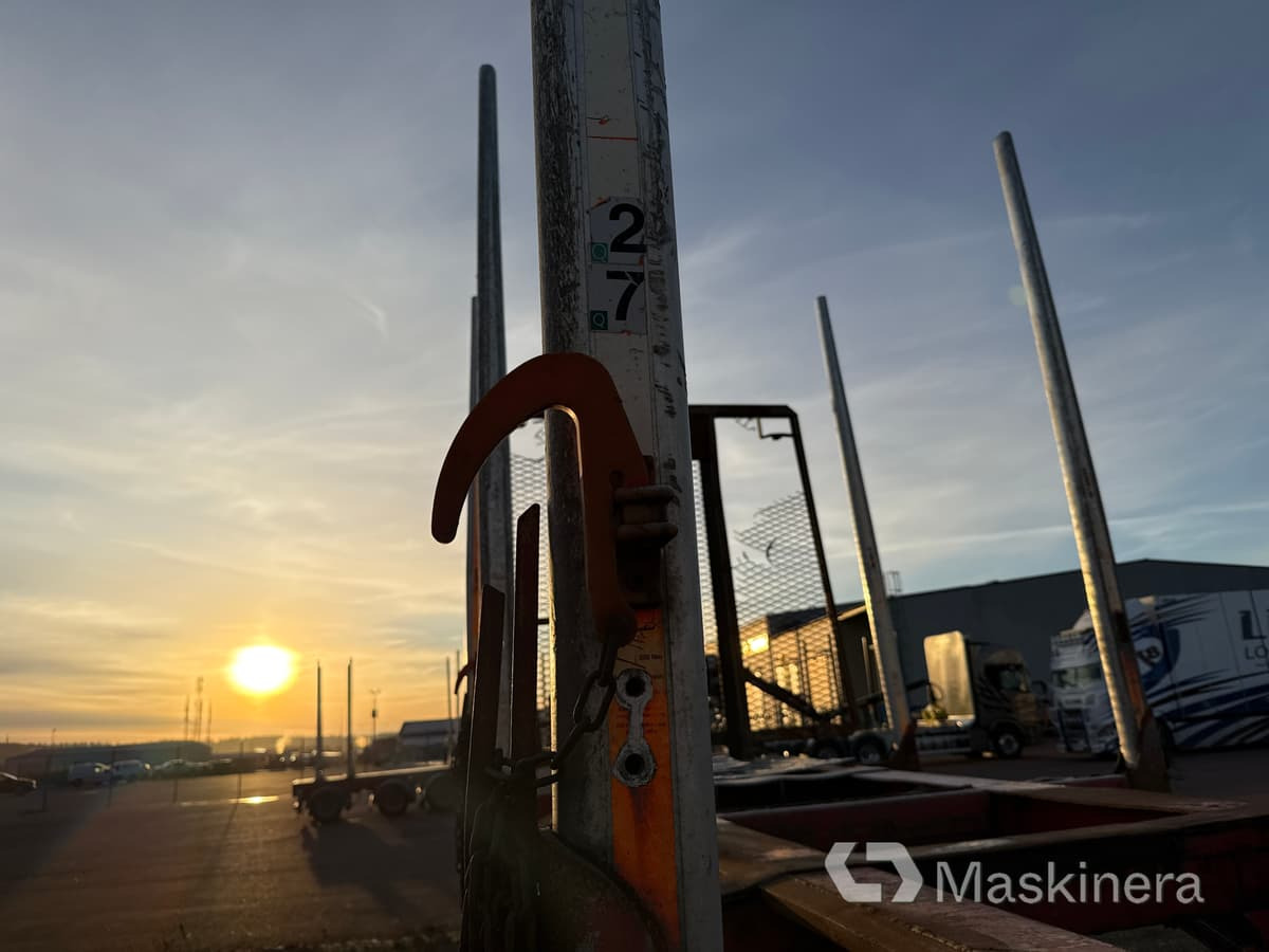 Полуприцеп лесовоз Timmerlink Parator CV 17-24 (Rep.objekt): фото 32 Полуприцеп лесовоз Timmerlink Parator CV 17-24 (Rep.objekt): фото 32