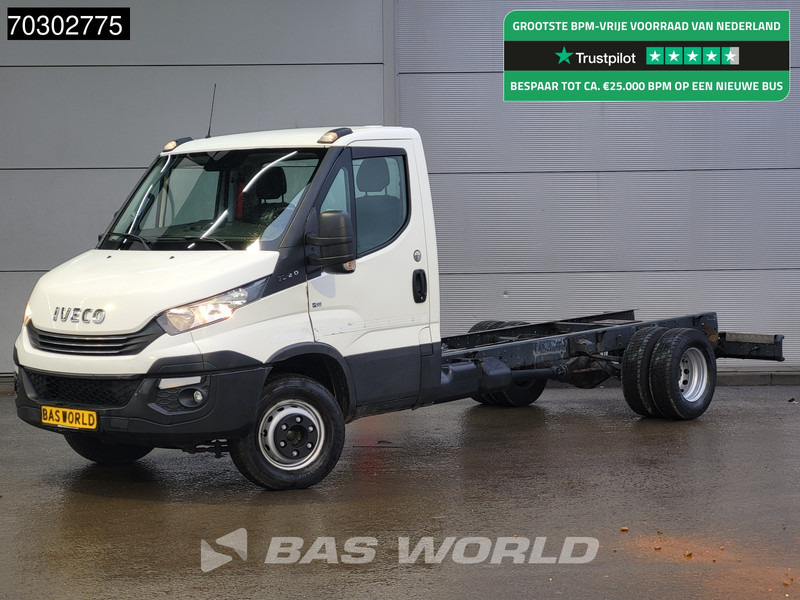 Iveco Daily 70C21 3.0L Automaat Luchtvering 435cm WB 210PK Chassis Cabine Airco Cruise Standkachel Euro6 Chassis Fahrgestell Airco Cruise co - Фургон: фото 1 Iveco Daily 70C21 3.0L Automaat Luchtvering 435cm WB 210PK Chassis Cabine Airco Cruise Standkachel Euro6 Chassis Fahrgestell Airco Cruise co - Фургон: фото 1
