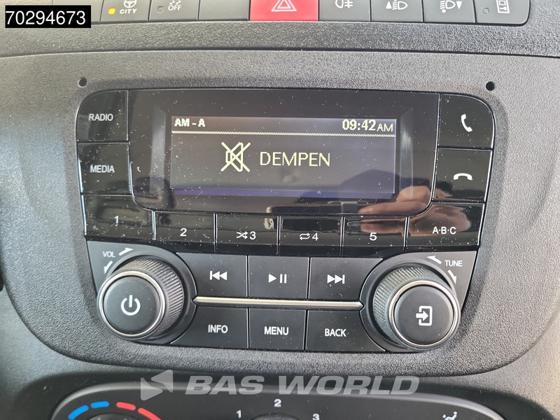 Фургон с закрытым кузовом Iveco Daily 35C16 Laadklep Dubbelucht Bakwagen 160PK Airco Camera Euro6 Meubelbak Koffer Airco: фото 13 Фургон с закрытым кузовом Iveco Daily 35C16 Laadklep Dubbelucht Bakwagen 160PK Airco Camera Euro6 Meubelbak Koffer Airco: фото 13