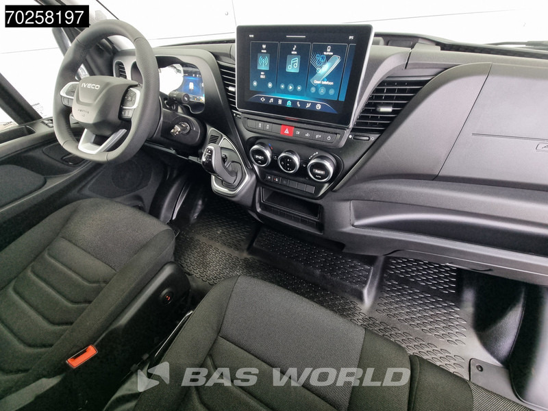 Фото интерьера 1: Новый Цельнометаллический фургон Iveco Daily 35C21 3.0L Automaat 16m3 L4H2 LED ACC CarPlay Camera L3H2 16m3 Airco