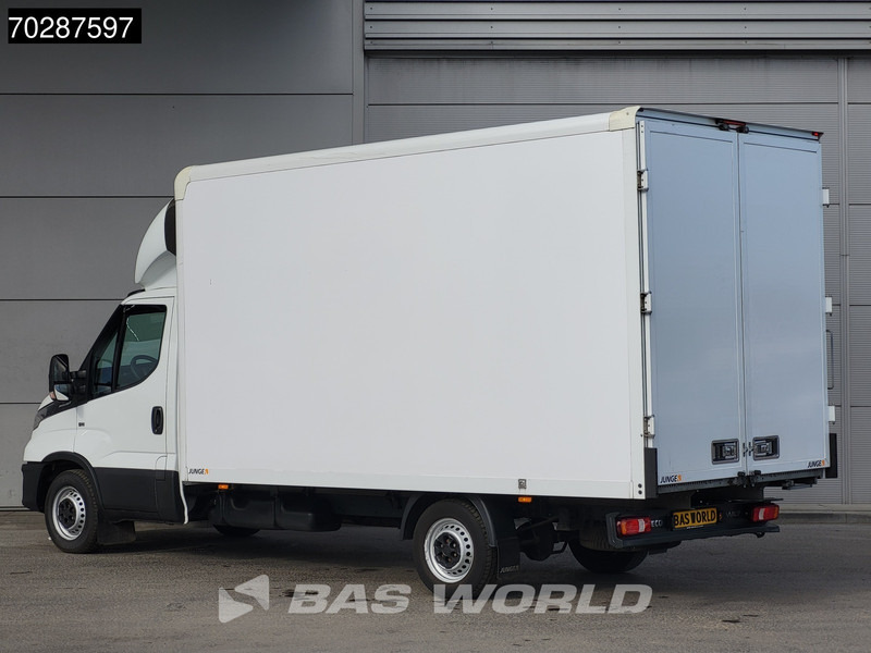 Iveco Daily 35S16 Automaat Bakwagen Achterdeuren Airco Camera Euro6 Meubelbak Koffer 21m3 Airco - Фургон с закрытым кузовом: фото 2 Iveco Daily 35S16 Automaat Bakwagen Achterdeuren Airco Camera Euro6 Meubelbak Koffer 21m3 Airco - Фургон с закрытым кузовом: фото 2
