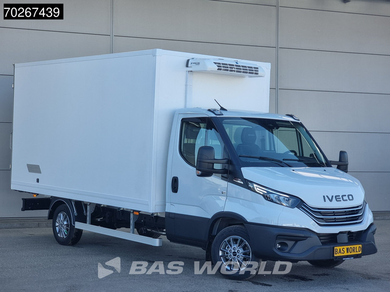 Iveco Daily 35S18 3.0L Koelwagen Achterdeuren Vriezer Thermoking V-200 MAX 220V stekker -18 LED Navi Airco ACC Koel Koeler Kühler Kühlwagen - Фургон-рефрижератор: фото 3 Iveco Daily 35S18 3.0L Koelwagen Achterdeuren Vriezer Thermoking V-200 MAX 220V stekker -18 LED Navi Airco ACC Koel Koeler Kühler Kühlwagen - Фургон-рефрижератор: фото 3