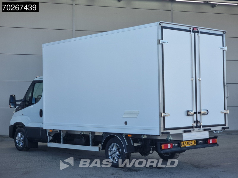 Iveco Daily 35S18 3.0L Koelwagen Vriezer Thermoking V-200 MAX 220V stekker -18 LED Navi Airco ACC Koel Koeler Kühler Bakwagen Kühlwagen Kühl - Фургон-рефрижератор: фото 2 Iveco Daily 35S18 3.0L Koelwagen Vriezer Thermoking V-200 MAX 220V stekker -18 LED Navi Airco ACC Koel Koeler Kühler Bakwagen Kühlwagen Kühl - Фургон-рефрижератор: фото 2