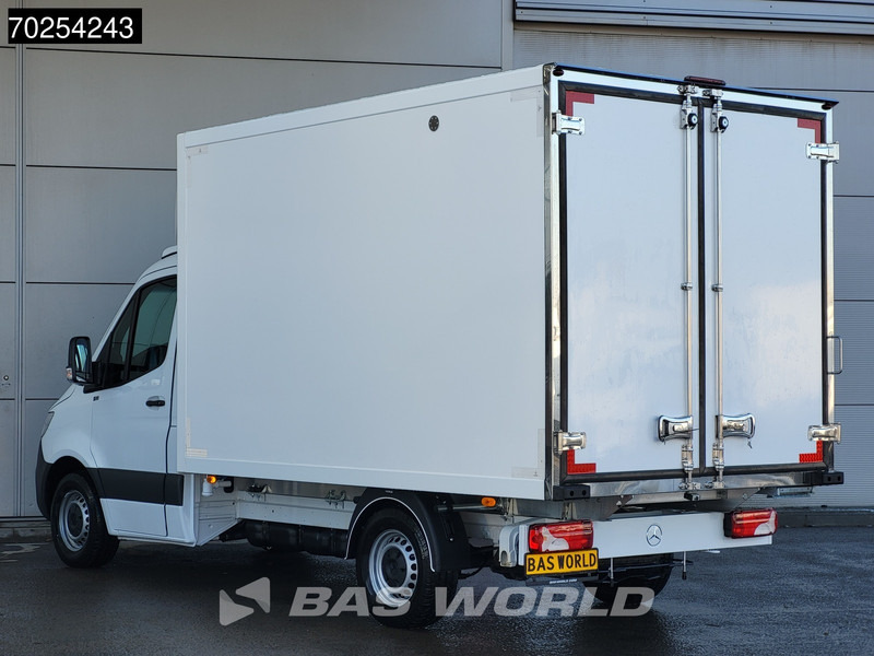 Mercedes-Benz Sprinter 315 CDI Koelwagen Thermo King V-300max 230V stekker Bakwagen Koel Kühlwagen 13m3 Airco Cruise control - Фургон-рефрижератор: фото 2 Mercedes-Benz Sprinter 315 CDI Koelwagen Thermo King V-300max 230V stekker Bakwagen Koel Kühlwagen 13m3 Airco Cruise control - Фургон-рефрижератор: фото 2