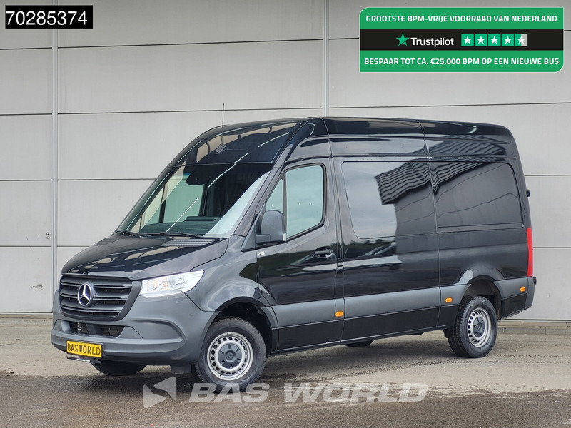 Mercedes-Benz Sprinter 317 CDI Automaat 3,5t Trekhaak L2H2 170PK Airco Camera MBUX Euro6 L2 12m3 Airco Trekhaak - Цельнометаллический фургон: фото 1 Mercedes-Benz Sprinter 317 CDI Automaat 3,5t Trekhaak L2H2 170PK Airco Camera MBUX Euro6 L2 12m3 Airco Trekhaak - Цельнометаллический фургон: фото 1