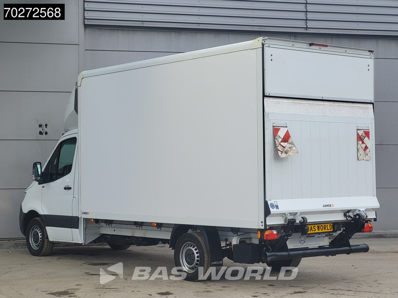 Mercedes-Benz Sprinter 317 CDI Automaat Bakwagen Laadklep Camera Airco Koffer Meubelbak 20m3 Airco - Фургон с закрытым кузовом: фото 2 Mercedes-Benz Sprinter 317 CDI Automaat Bakwagen Laadklep Camera Airco Koffer Meubelbak 20m3 Airco - Фургон с закрытым кузовом: фото 2