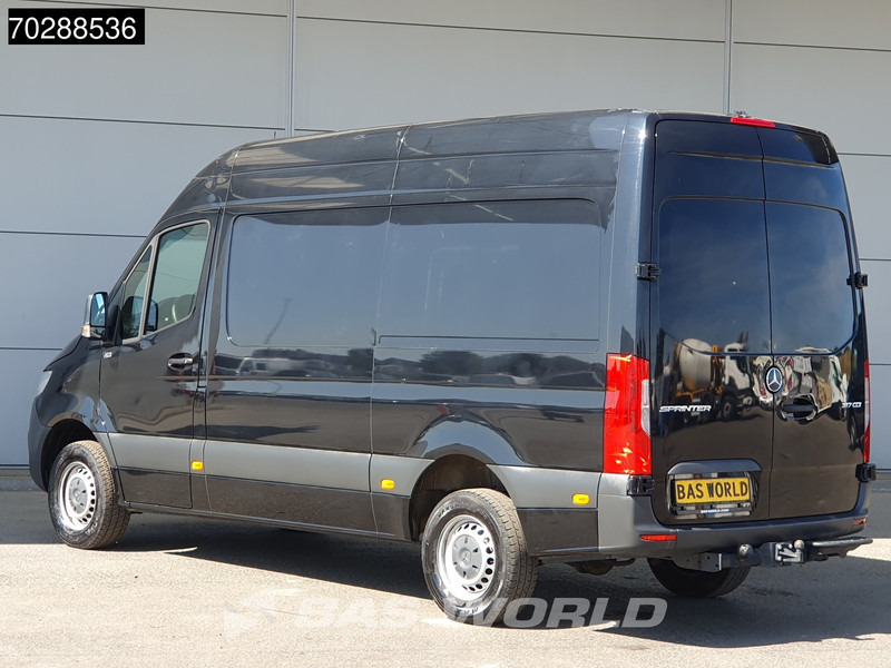 Mercedes-Benz Sprinter 317 CDI Automaat L2H2 3500KG Trekhaak Airco Camera MBUX CarPlay Euro6 L2 12m3 Airco Trekhaak - Цельнометаллический фургон: фото 2 Mercedes-Benz Sprinter 317 CDI Automaat L2H2 3500KG Trekhaak Airco Camera MBUX CarPlay Euro6 L2 12m3 Airco Trekhaak - Цельнометаллический фургон: фото 2