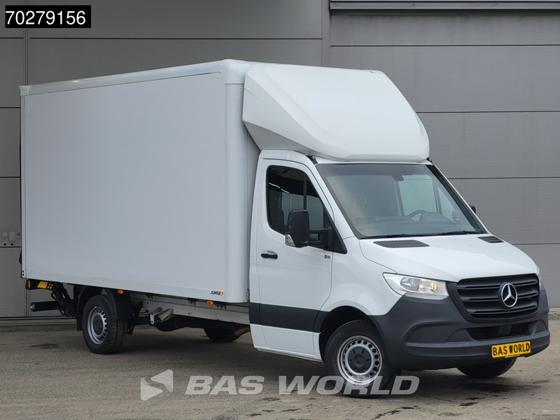 Mercedes-Benz Sprinter 317 CDI Bakwagen Automaat Laadklep Camera Meubelbak Koffer LBW 21m3 Airco - Фургон с закрытым кузовом: фото 2 Mercedes-Benz Sprinter 317 CDI Bakwagen Automaat Laadklep Camera Meubelbak Koffer LBW 21m3 Airco - Фургон с закрытым кузовом: фото 2