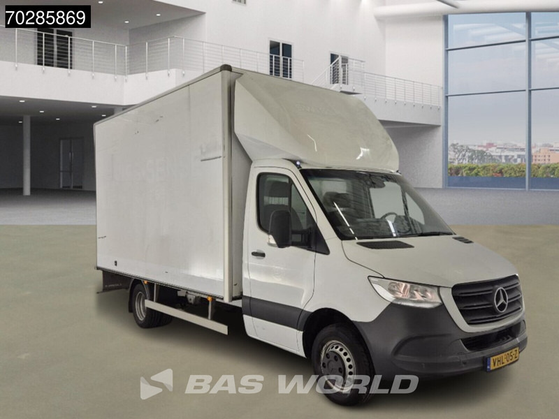 Mercedes-Benz Sprinter 514 CDI COMING SOON! Automaat Dubbellucht Bakwagen Navi Airco Cruise Camera MBUX Euro6 Meubelbak Koffer 20m3 Airco Cruise contro - Фургон с закрытым кузовом: фото 3 Mercedes-Benz Sprinter 514 CDI COMING SOON! Automaat Dubbellucht Bakwagen Navi Airco Cruise Camera MBUX Euro6 Meubelbak Koffer 20m3 Airco Cruise contro - Фургон с закрытым кузовом: фото 3