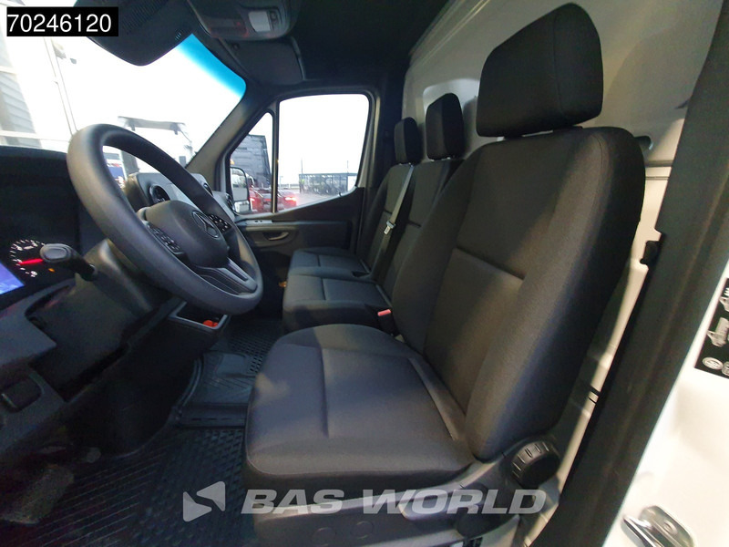 Новый Фургон с закрытым кузовом Mercedes-Benz Sprinter 515 CDI Automaat 1000kg Laadklep Dubbellucht Bakwagen MBUX Airco Cruise MBUX Koffer Meubelbak 21m3 Airco Cruise control: фото 13