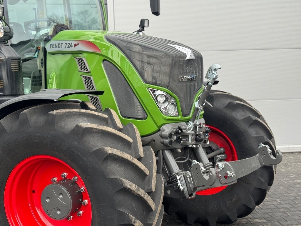 Fendt 724 S4 Profi Plus - Трактор: фото 3 Fendt 724 S4 Profi Plus - Трактор: фото 3