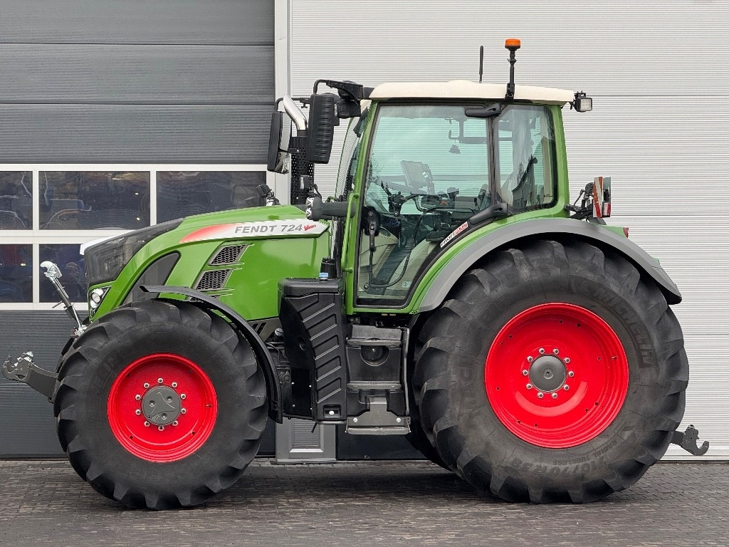 Fendt 724 S4 Profi Plus - Трактор: фото 5 Fendt 724 S4 Profi Plus - Трактор: фото 5