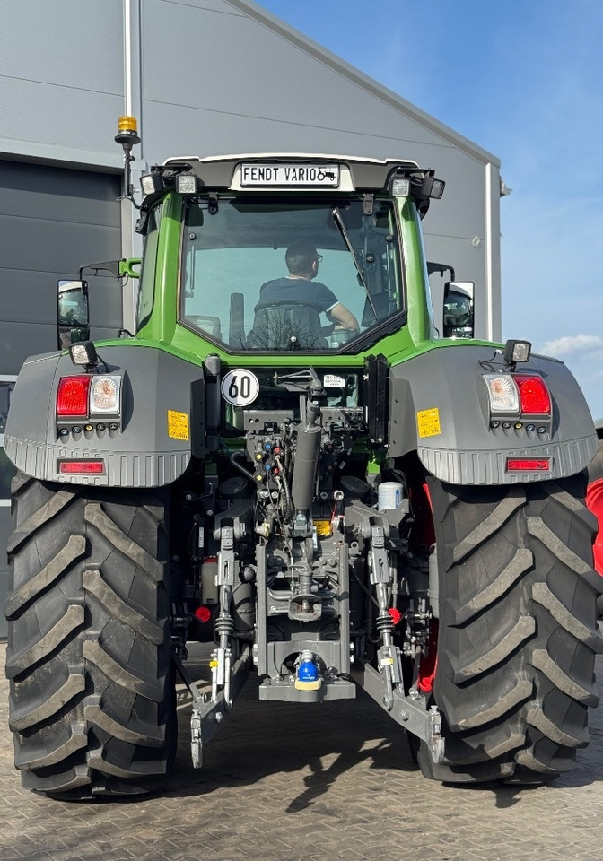 Fendt 930 Vario S4 Profi Plus - Трактор: фото 5 Fendt 930 Vario S4 Profi Plus - Трактор: фото 5