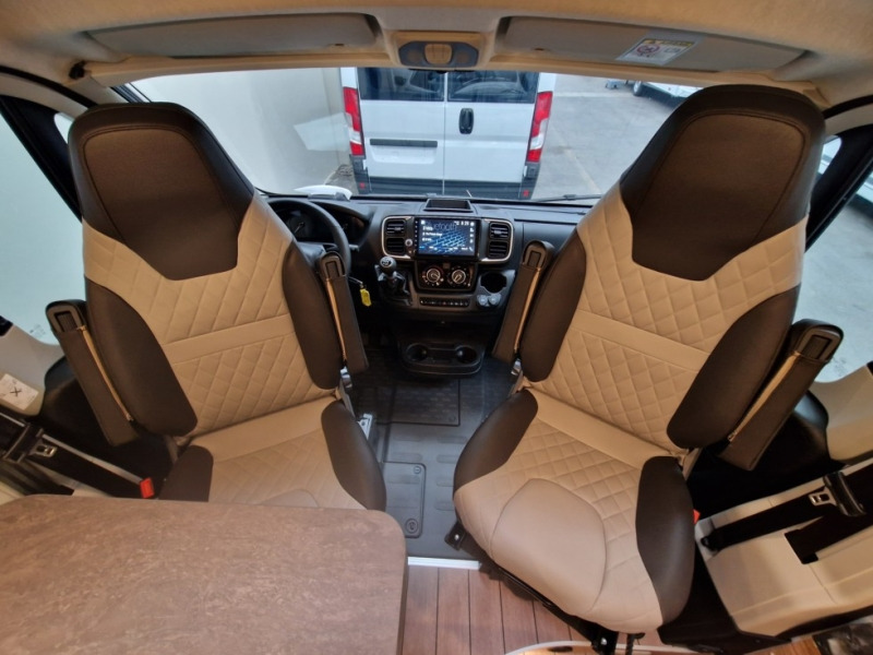 Новый Кастенваген Weinsberg Carabus 540 MQ Edition Fire: фото 6 Новый Кастенваген Weinsberg Carabus 540 MQ Edition Fire: фото 6