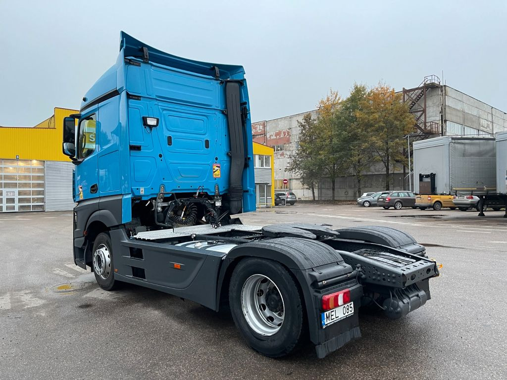 Mercedes-Benz 1842 Stream space - Тягач: фото 4 Mercedes-Benz 1842 Stream space - Тягач: фото 4