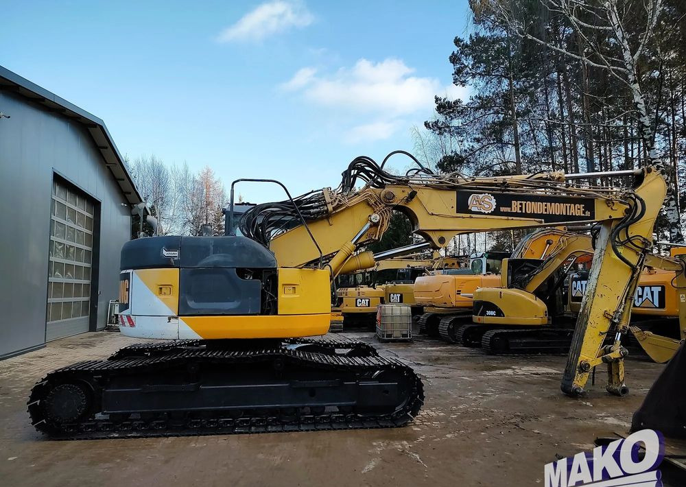 Komatsu PC228USLC-3 - Гусеничный экскаватор: фото 5 Komatsu PC228USLC-3 - Гусеничный экскаватор: фото 5