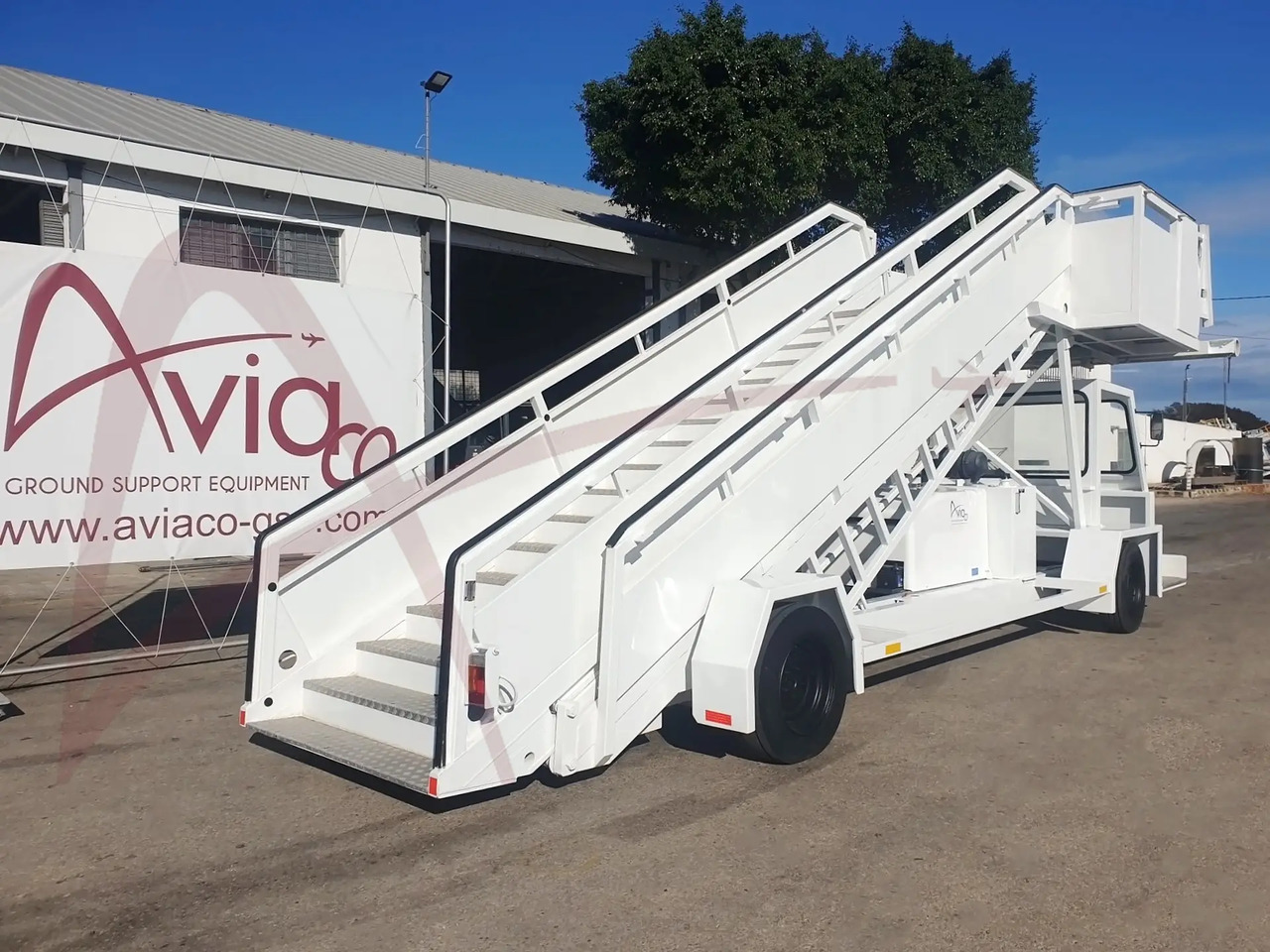 EINSA EDU-WIDE - Пассажирский трап: фото 1 EINSA EDU-WIDE - Пассажирский трап: фото 1